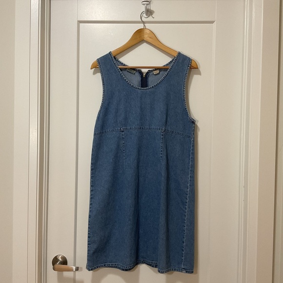 URBAN OUTFITTERS - Oversized Denim Dress - Women’s M - Picture 1 of 7